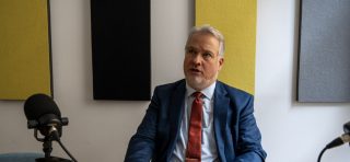 Dr. Süth Miklós stratégiai rektorhelyettes a Qubit podcast felvételén összegezte az idei RSZKF tanulságait