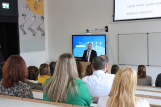 3,421 new devices, 45 smart classrooms, 1,806 participants – a digital transformation of this scale has never been seen in Hungarian veterinary education